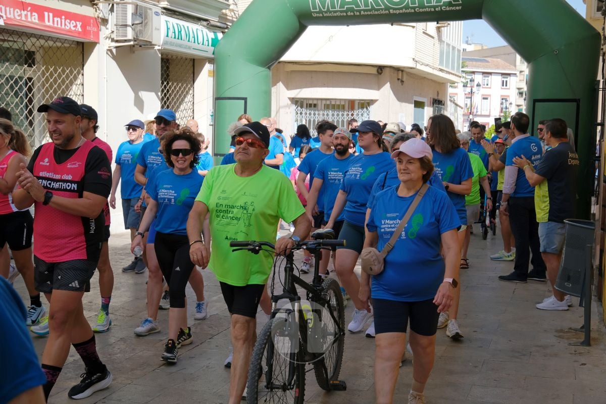 Tomelloso se vuelca en la Carrera contra el Cáncer tras su aplazamiento por la lluvia