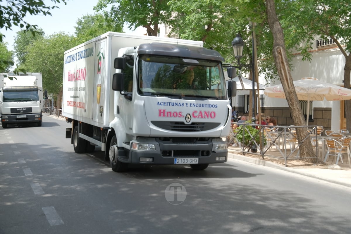 Tomelloso celebra San Cristóbal con un desfile de unos 120 camiones y vehículos
