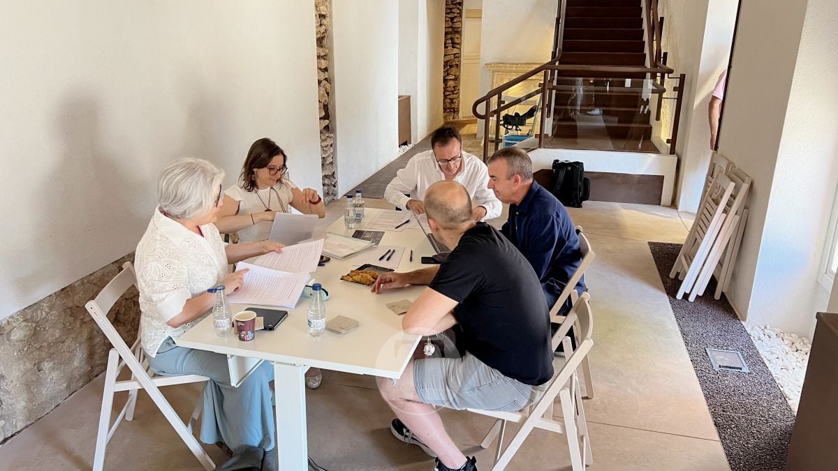 La Casa de las Artes y las Letras estrena su actividad acogiendo el fallo de los Certámenes Literarios de la LXXV Fiesta de las Letras