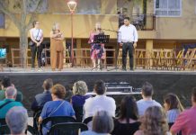 El barrio Nuevo Tomelloso abre sus fiestas reconociendo a las mujeres que ayudaron a construir su historia