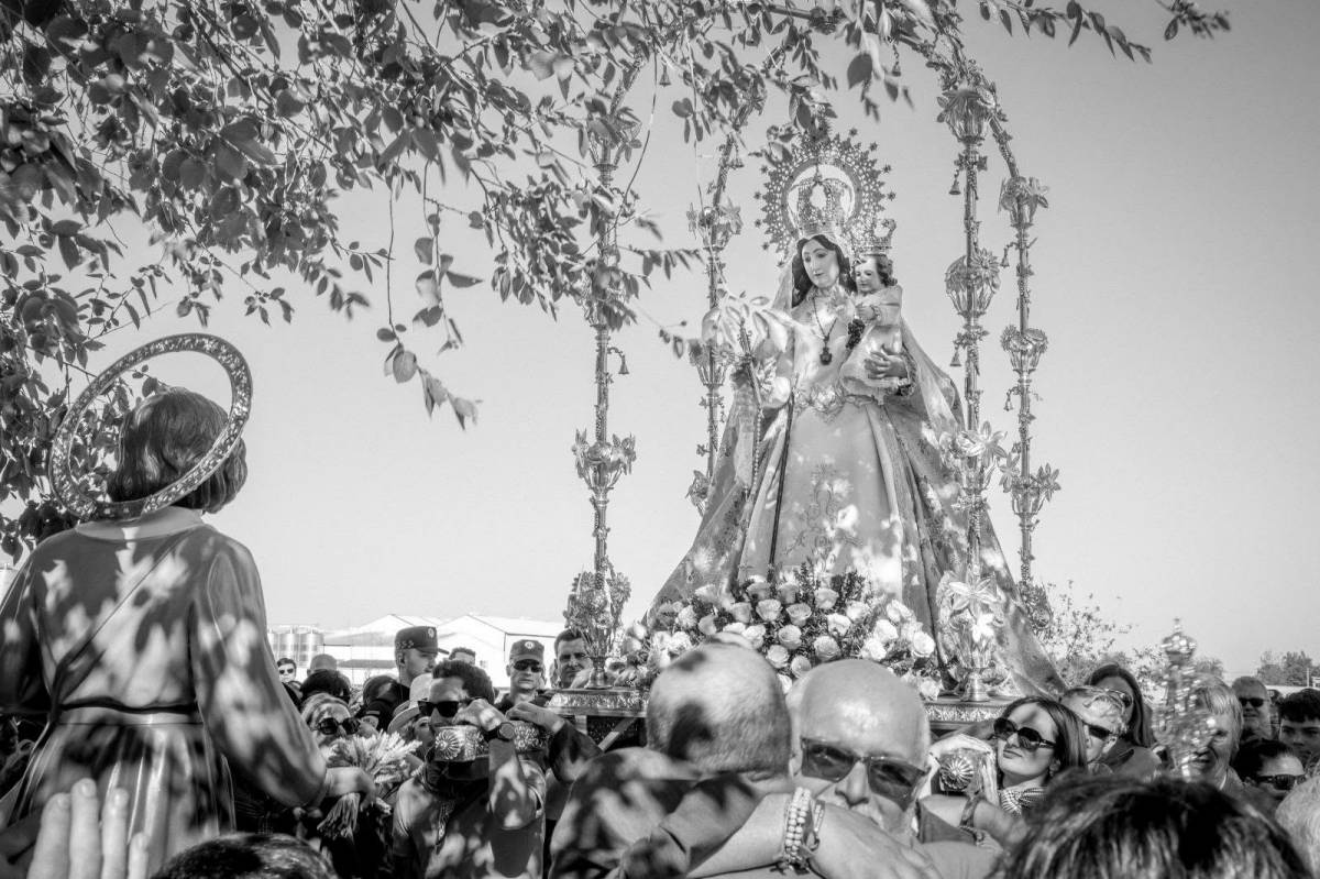Lucía Moreno gana el XXIV Maratón Fotográfico "Romería en Tomelloso" con la imagen "Herencia"