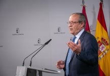 Castilla-La Mancha acusa al Gobierno de imponer un modelo de financiación «cerrado con Cataluña» y exige más transparencia