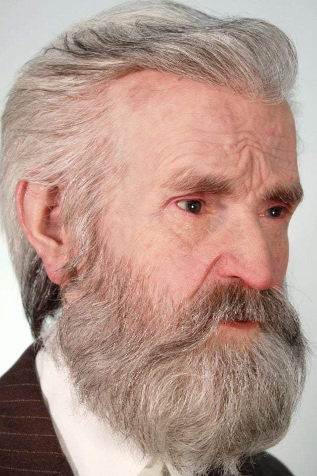Tres años para crear a López Torres: el homenaje de Pablo Perona a Tomelloso