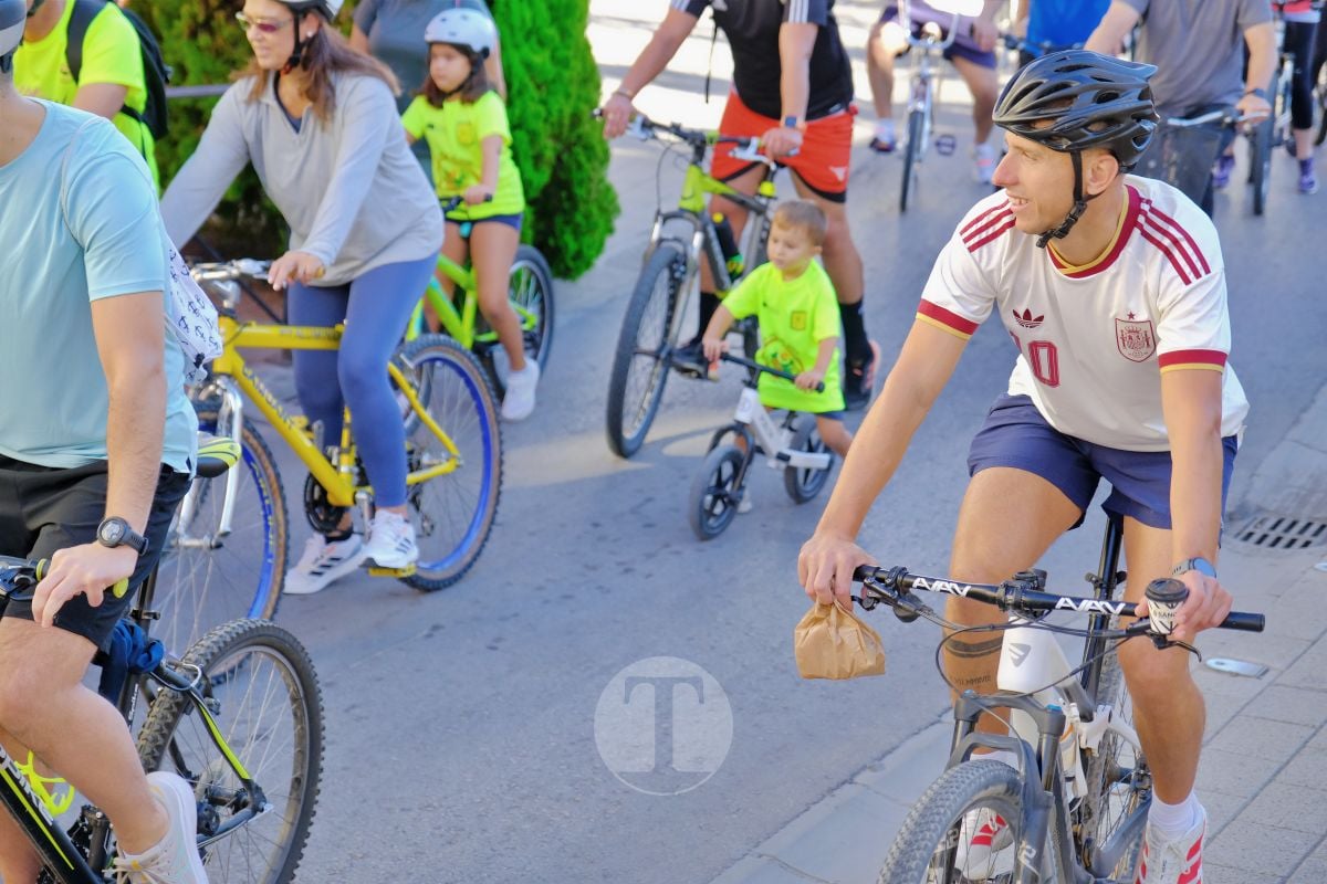 Cientos de vecinos disfrutan en Tomelloso de una multitudinaria jornada del Día de la Bici
