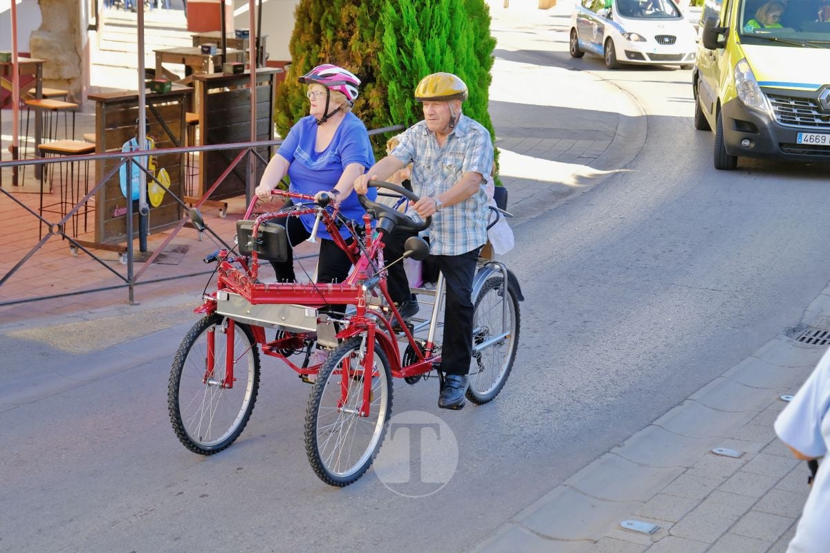 Cientos de vecinos disfrutan en Tomelloso de una multitudinaria jornada del Día de la Bici