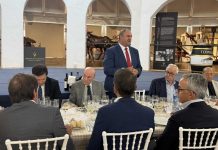 Castilla-La Mancha abrirá este otoño dos nuevas convocatorias de ayudas para el sector vitivinícola