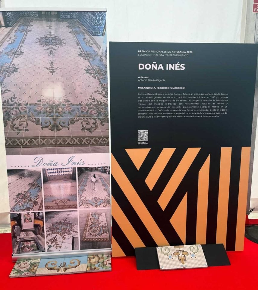 542 baldosas y más de 175.000 casillas de color: la obra de Antonio Benito premiada en FARCAMA