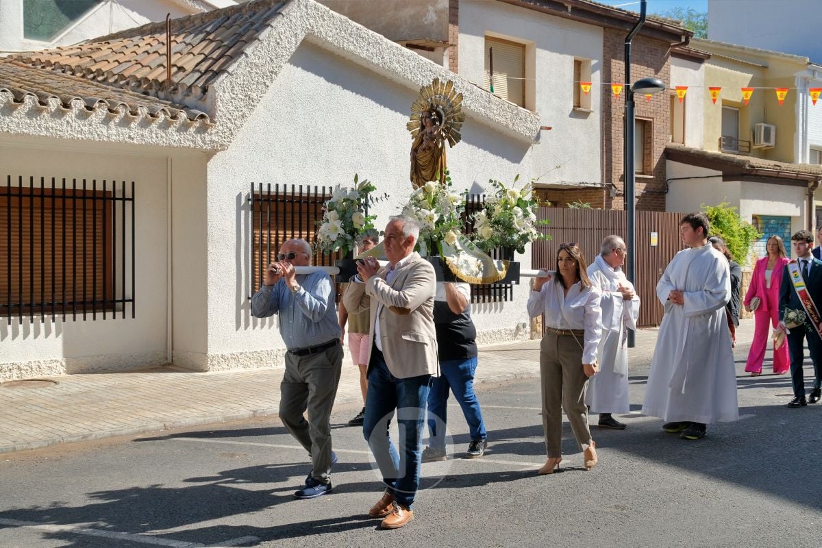 El Barrio del Pilar de Tomelloso celebra su día grande con la misa de campaña y la procesión de su patrona