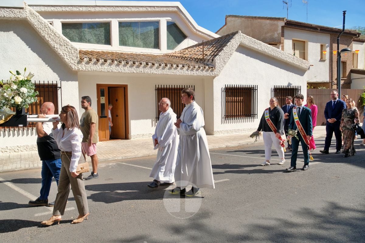 El Barrio del Pilar de Tomelloso celebra su día grande con la misa de campaña y la procesión de su patrona