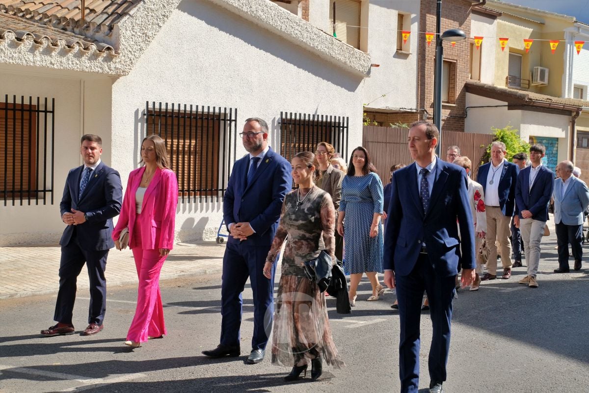 El Barrio del Pilar de Tomelloso celebra su día grande con la misa de campaña y la procesión de su patrona