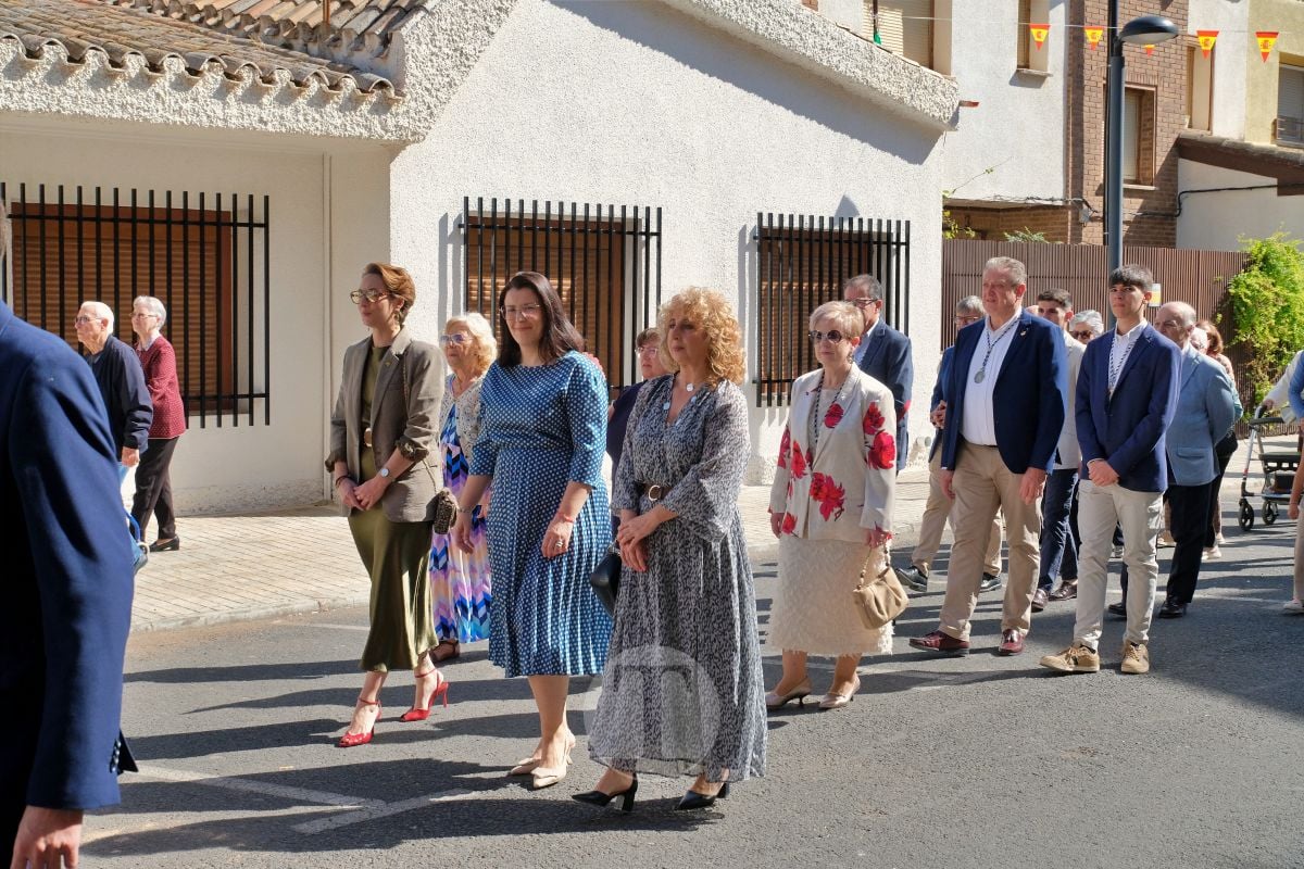 El Barrio del Pilar de Tomelloso celebra su día grande con la misa de campaña y la procesión de su patrona