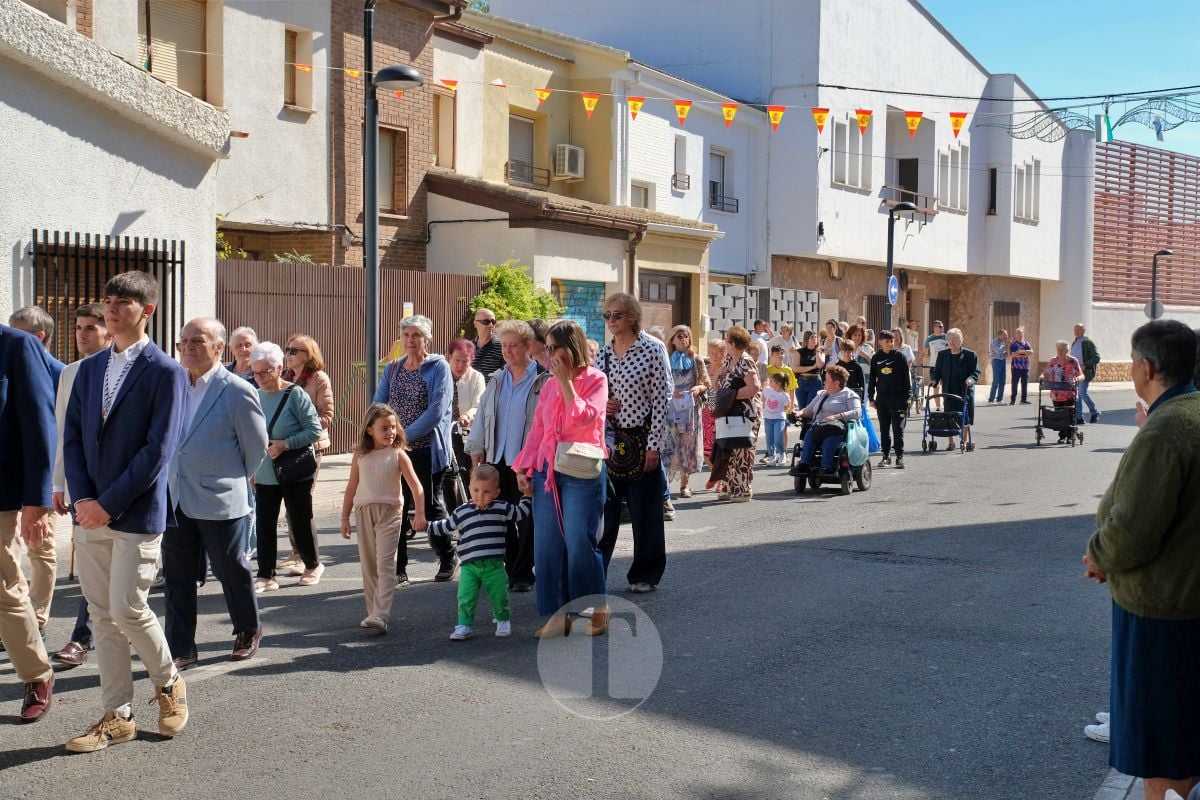 El Barrio del Pilar de Tomelloso celebra su día grande con la misa de campaña y la procesión de su patrona