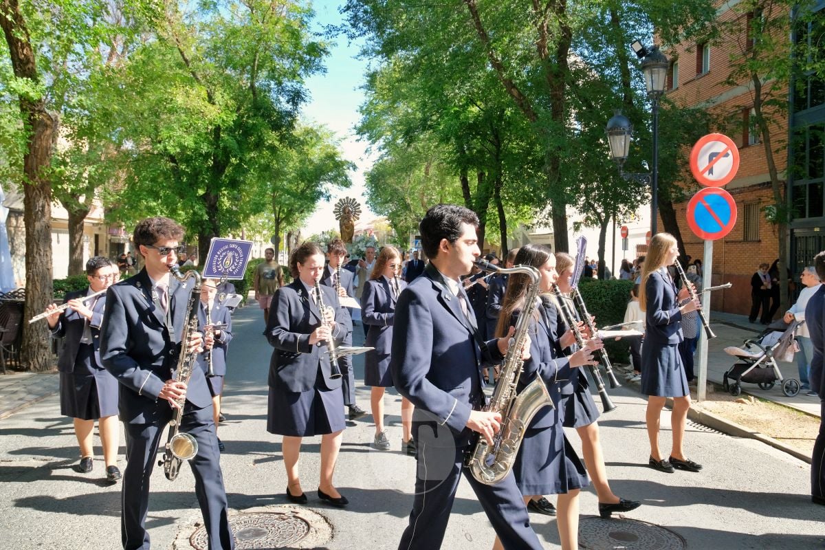 El Barrio del Pilar de Tomelloso celebra su día grande con la misa de campaña y la procesión de su patrona