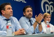 Núñez pregunta a quién van a votar Page y Caballero y les acusa de trabajar para que Sánchez siga en La Moncloa